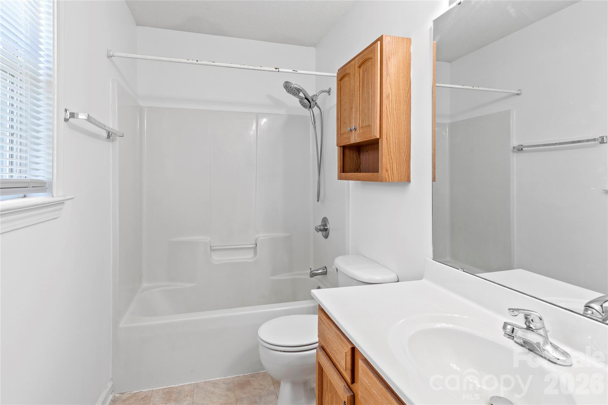 Single Family Residence at 494 Sunset Ridge Lane, Lexington, photo 16 of 31