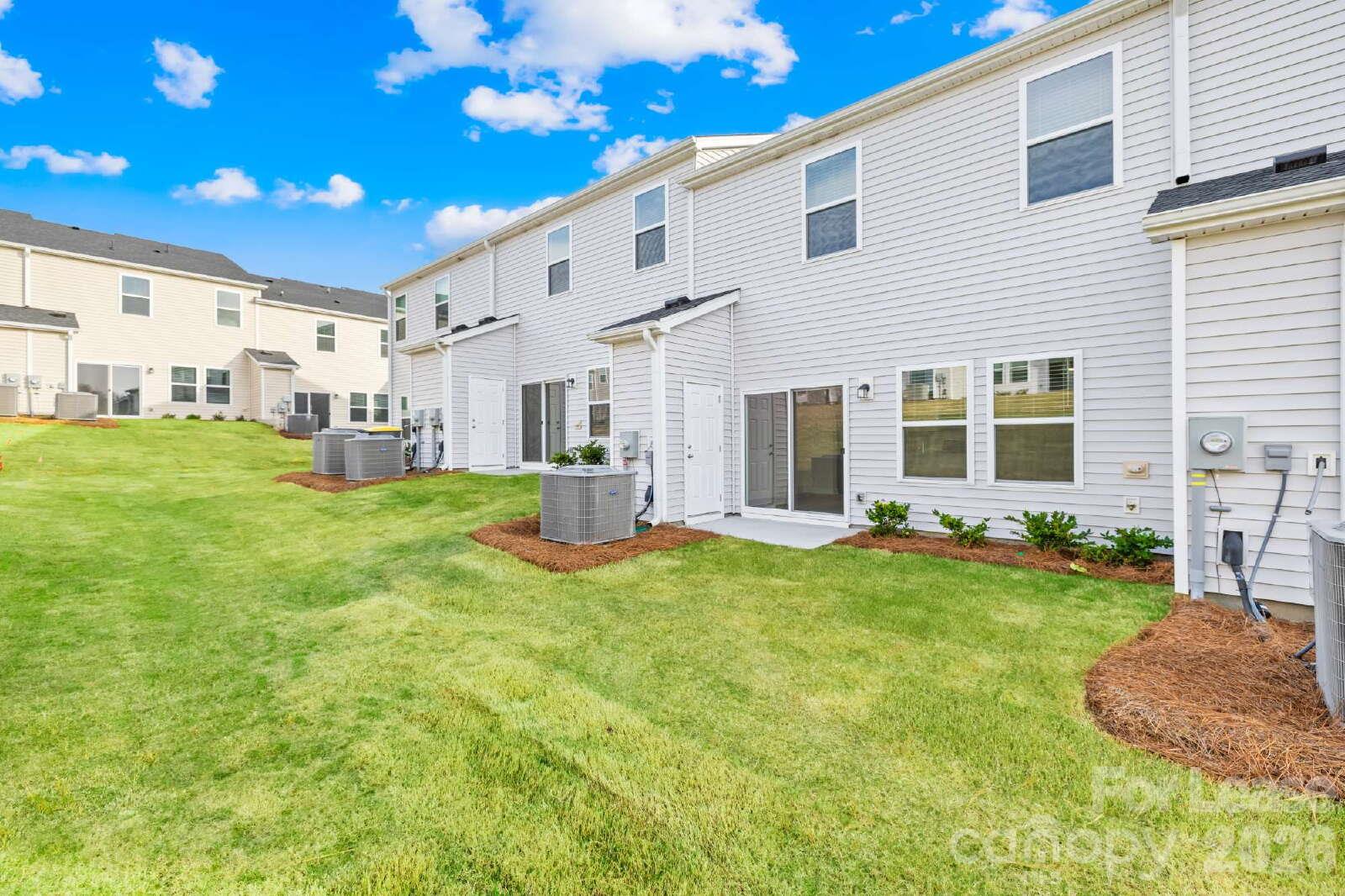 Townhouse at 1763 Old Rivers Road, Concord, photo 5 of 33