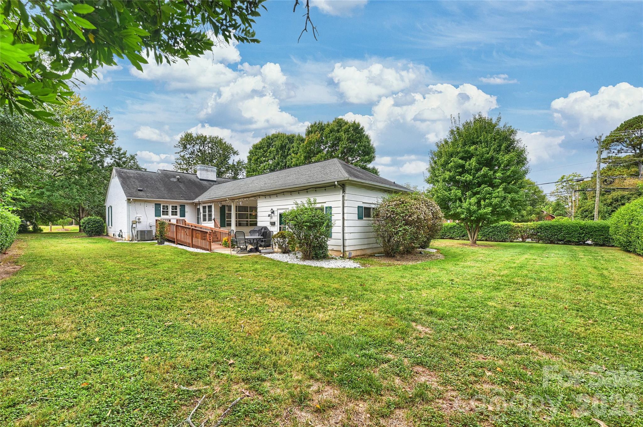 Single Family Residence at 5801 Fairview Road, Charlotte, photo 5 of 24