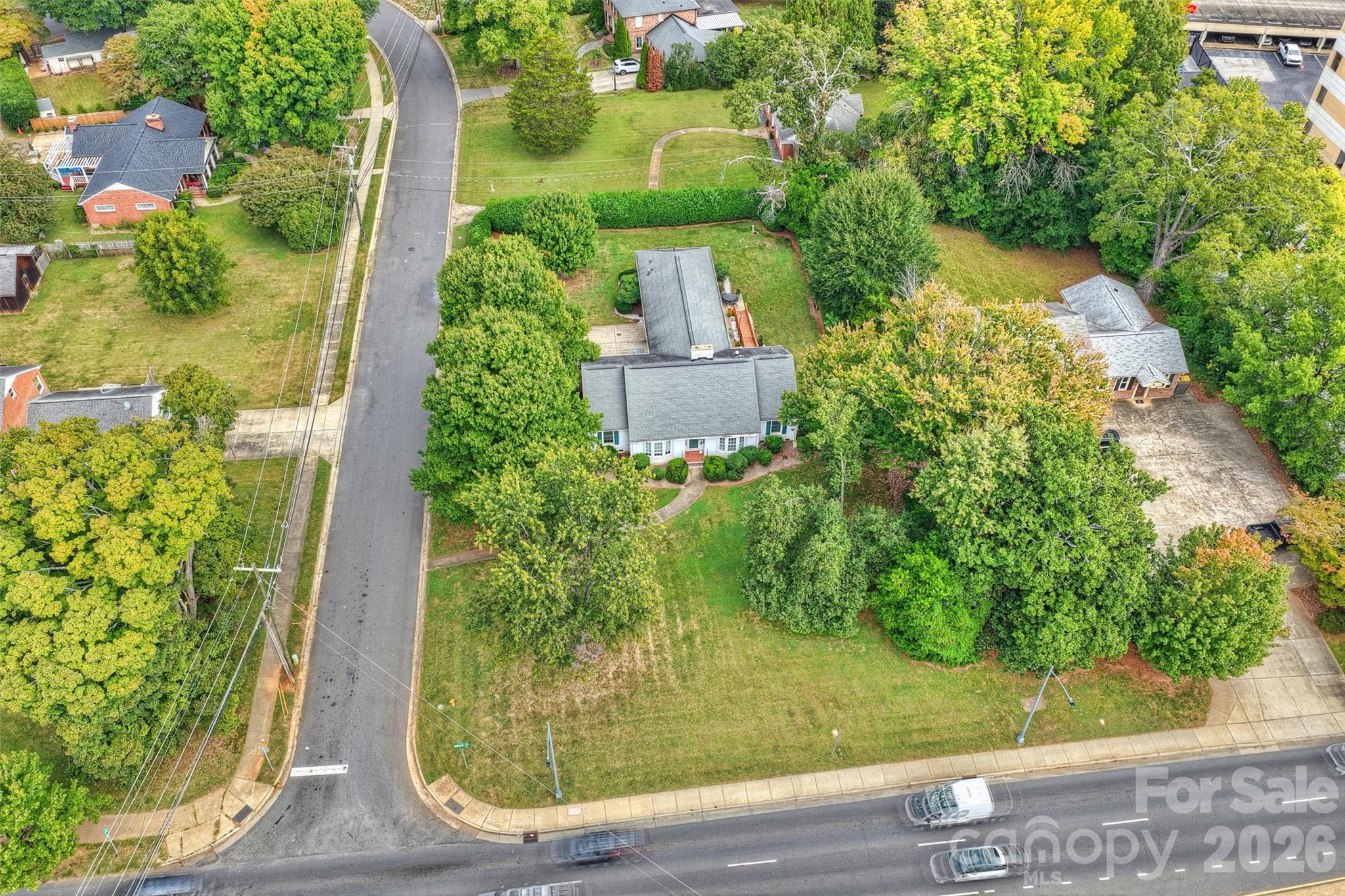 Single Family Residence at 5801 Fairview Road, Charlotte, photo 17 of 24