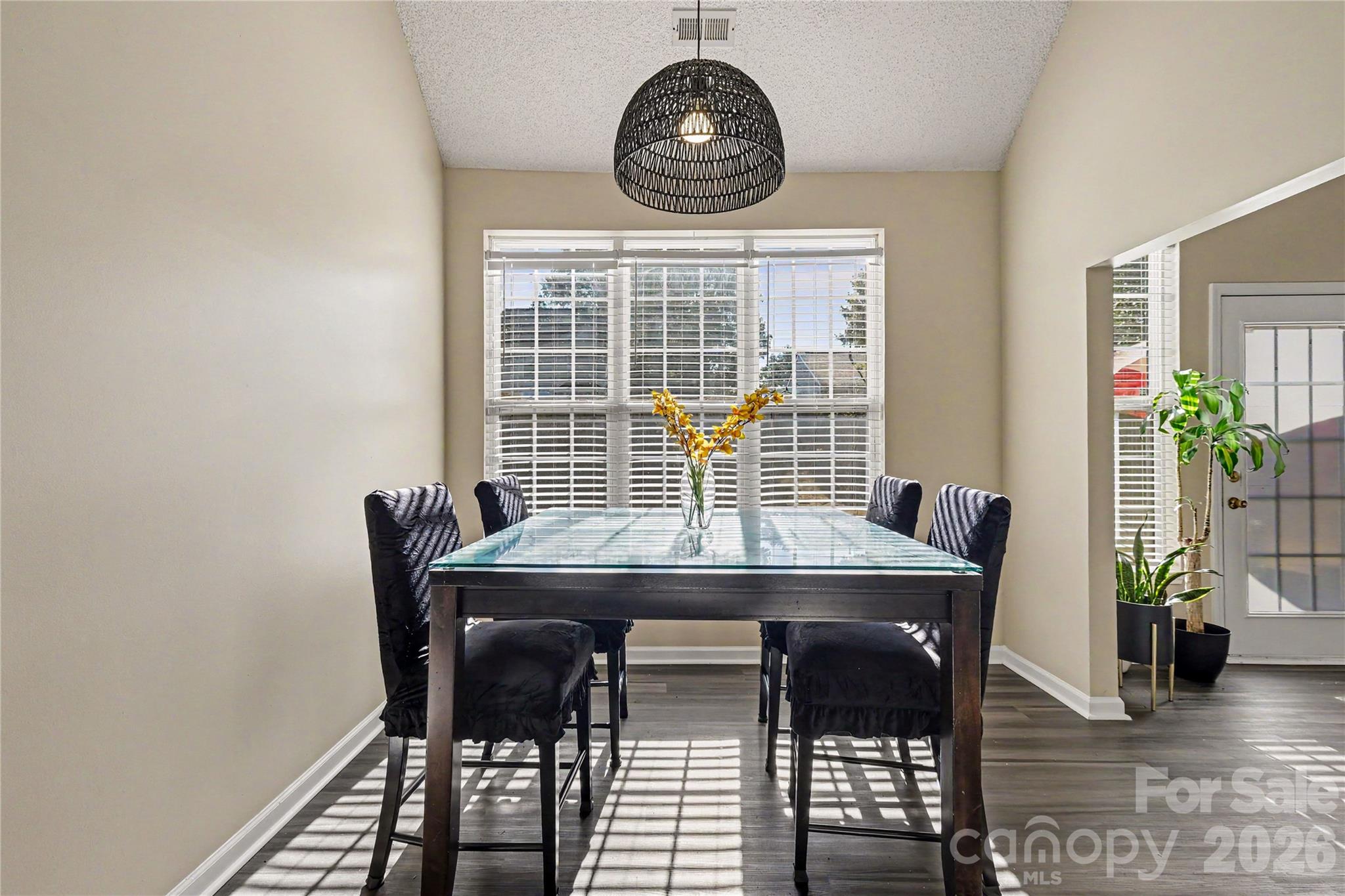Single Family Residence at 8030 Shiny Meadow Drive, Charlotte, photo 13 of 32