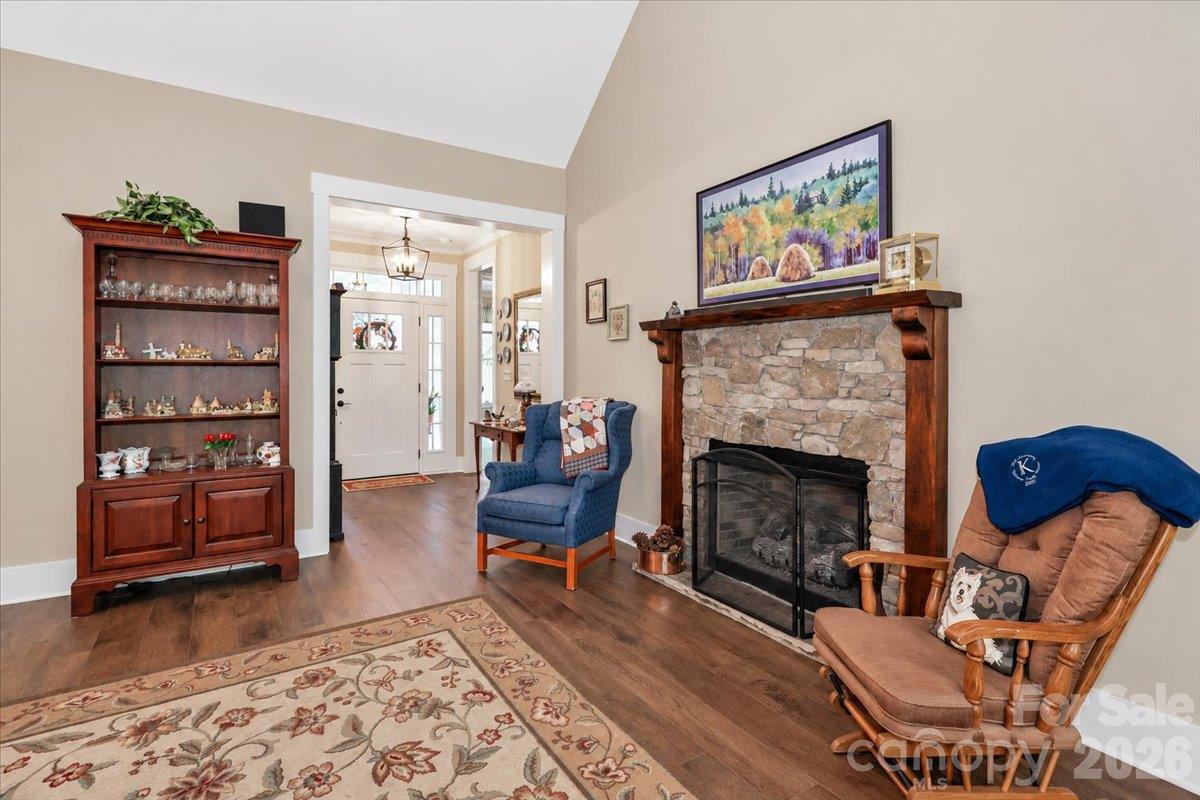 Single Family Residence at 618 Saint Cloud Drive, Statesville, photo 4 of 41