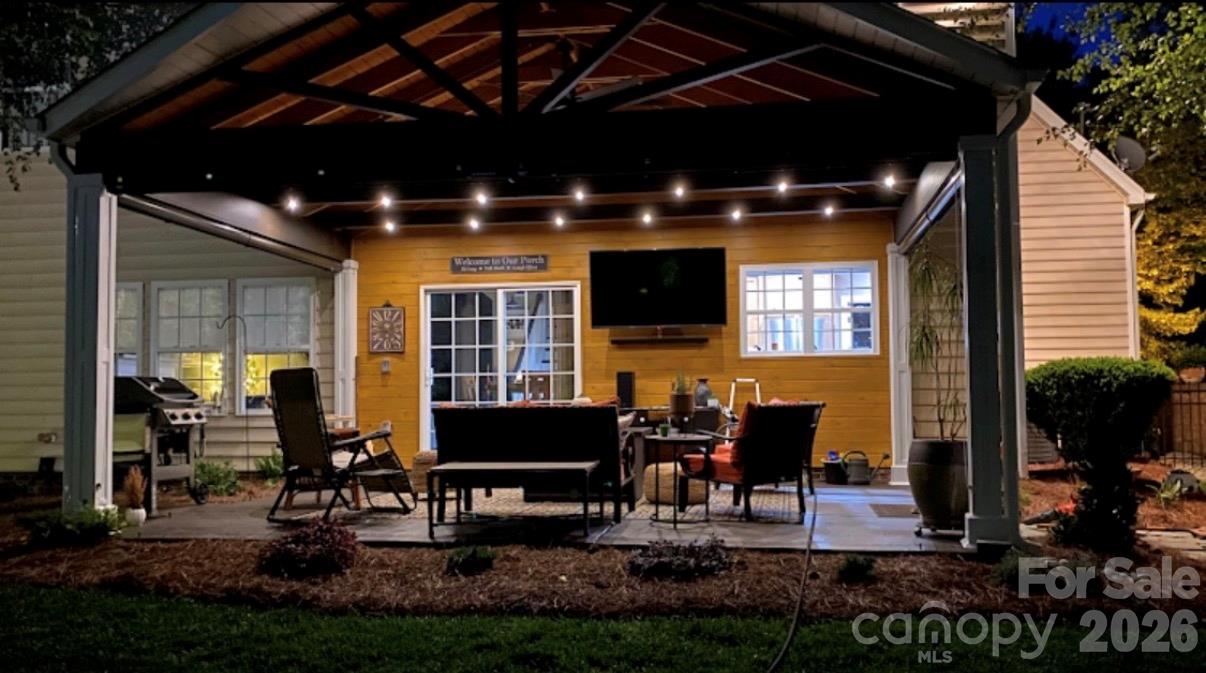 Single Family Residence at 13415 Ada Court, Charlotte, photo 5 of 6