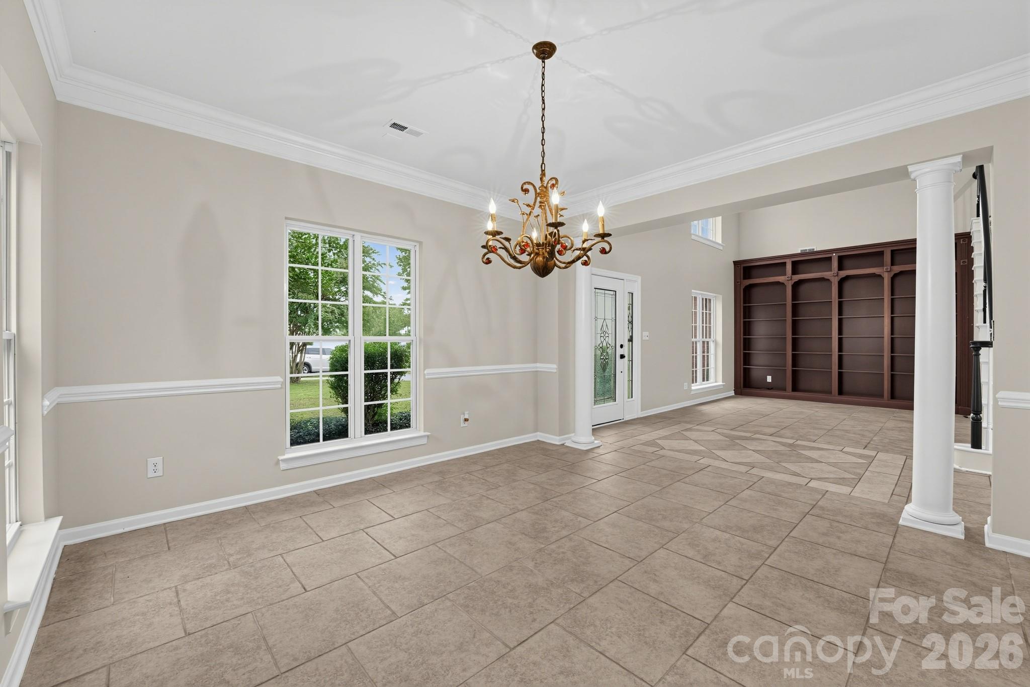 Single Family Residence at 15127 Kellington Court, Charlotte, photo 5 of 29