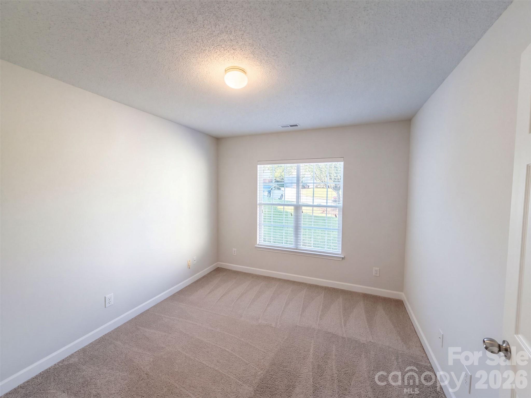Single Family Residence at 11344 Pointer Ridge Drive, Charlotte, photo 15 of 24