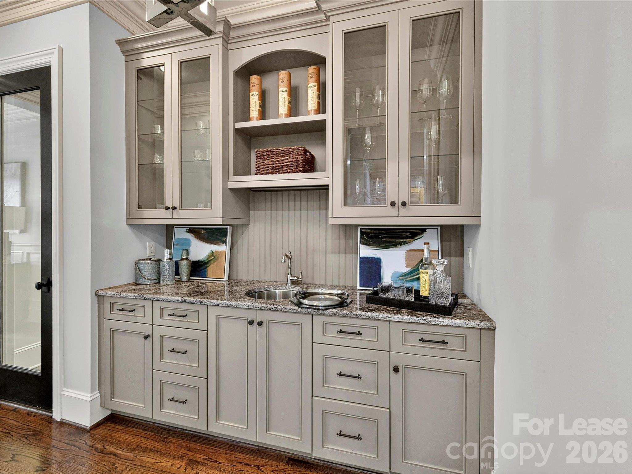 Refreshment/Bar - 808 Huntington Park Drive, Charlotte