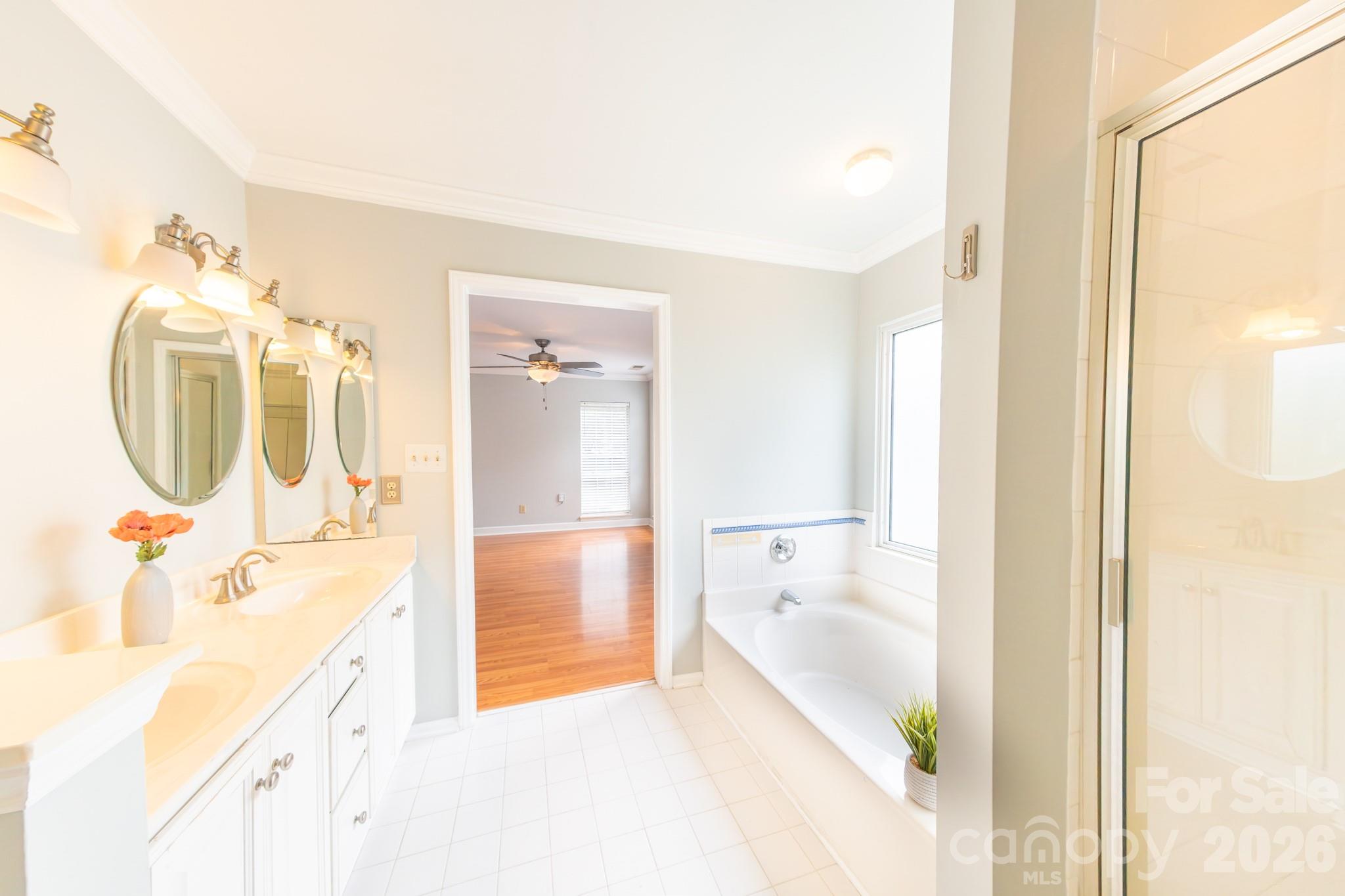 Single Family Residence at 13836 Poppleton Court, Charlotte, photo 23 of 26