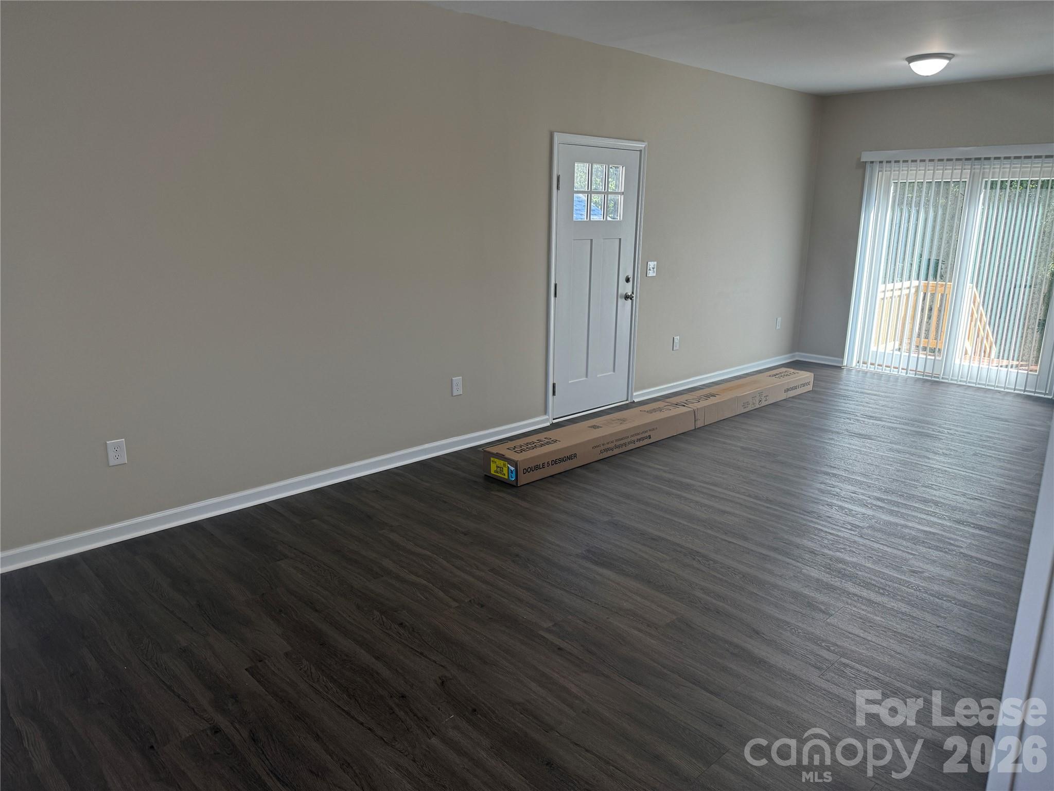 Single Family Residence at 218 Prosperity Place, Statesville, photo 3 of 9