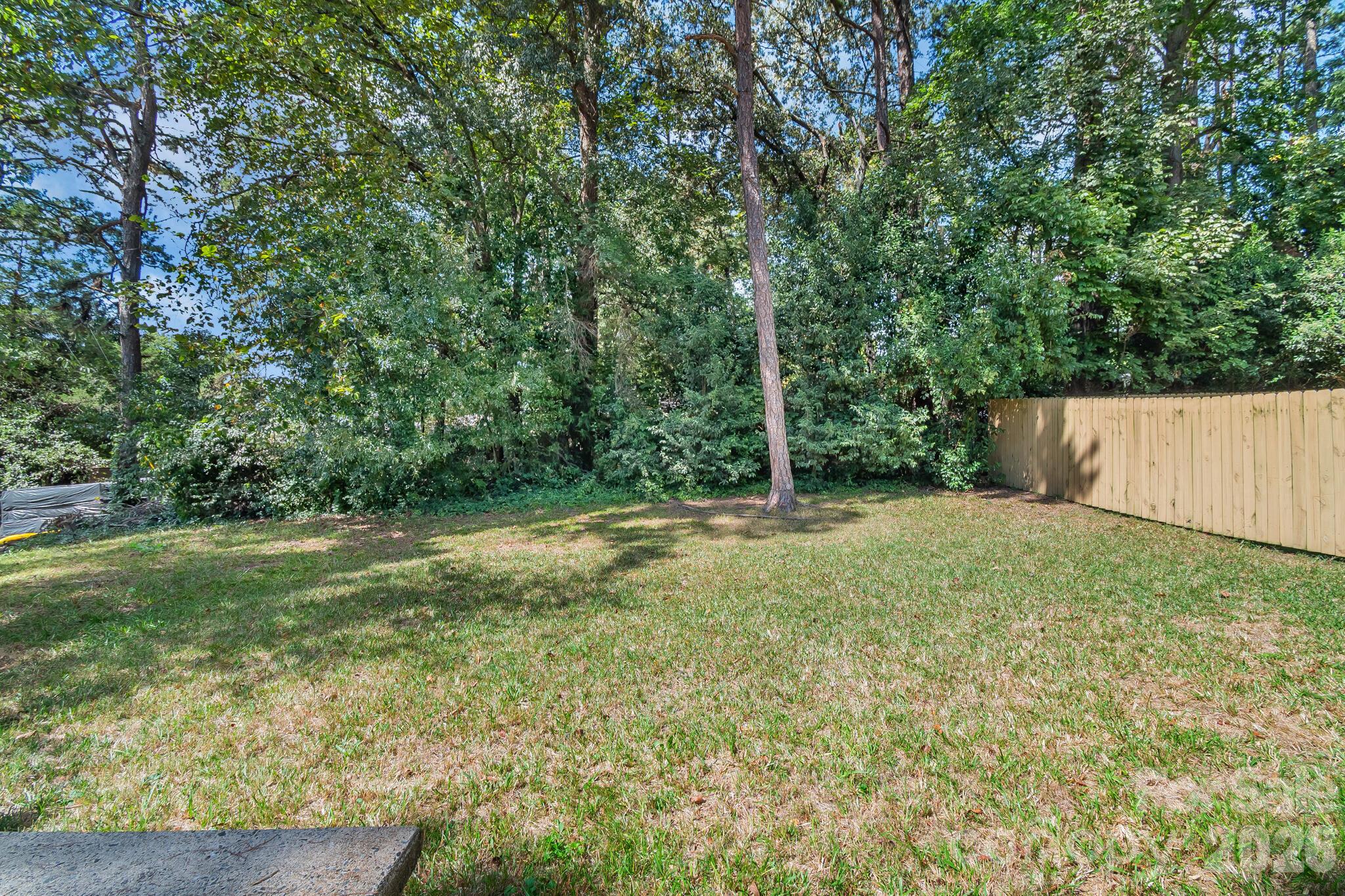 Condominium at 3105 Erskine Drive, Charlotte, photo 26 of 31