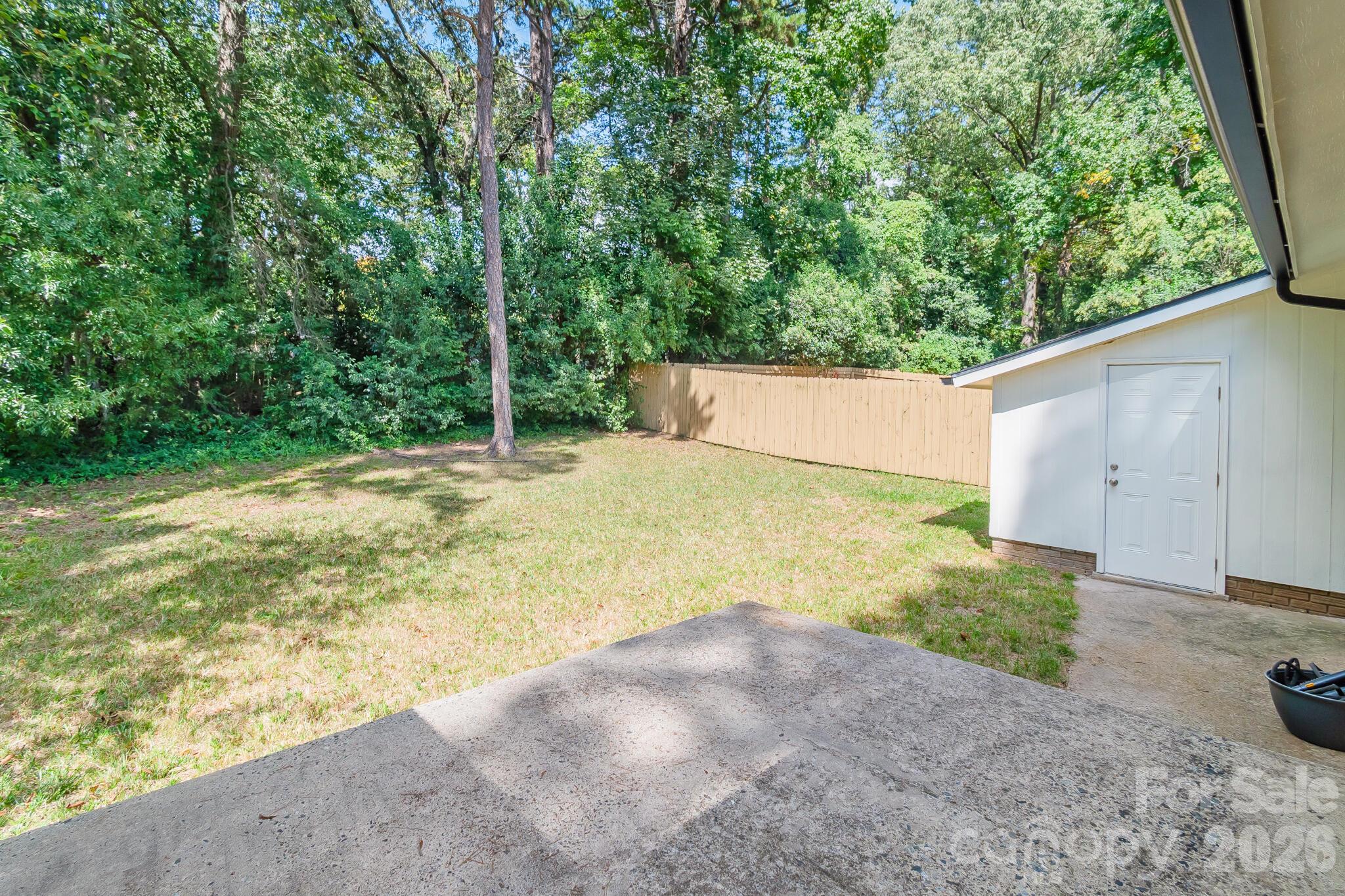 Condominium at 3105 Erskine Drive, Charlotte, photo 27 of 31