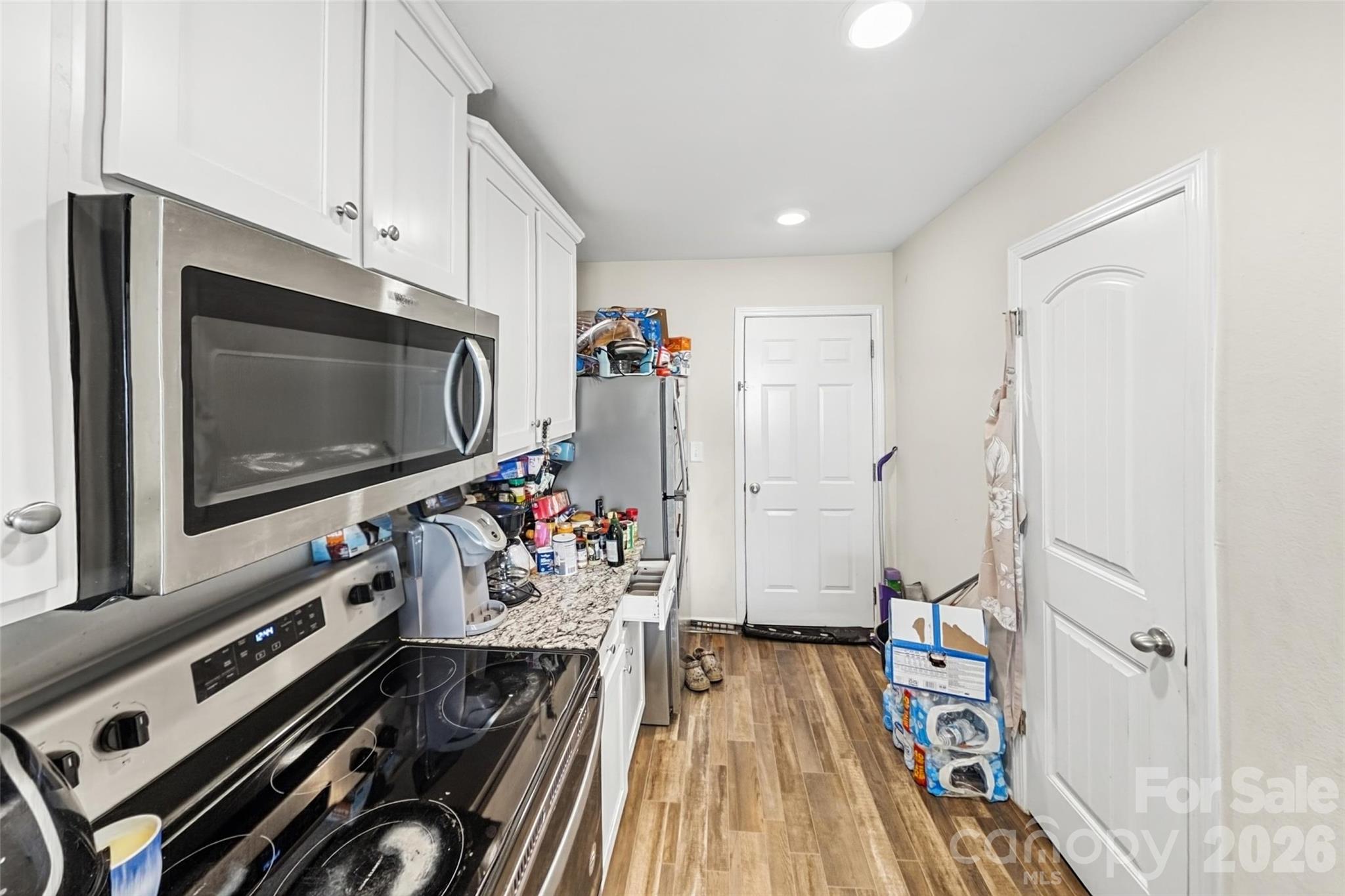 Single Family Residence at 1330 Standing Oak Drive, Salisbury, photo 5 of 15