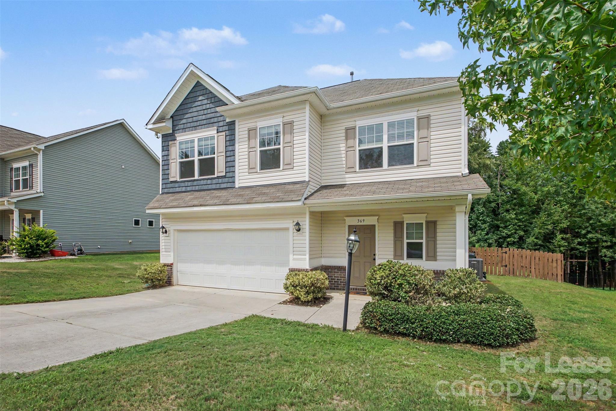 Single Family Residence at 369 Settlers Grove Lane, Salisbury, photo 2 of 27