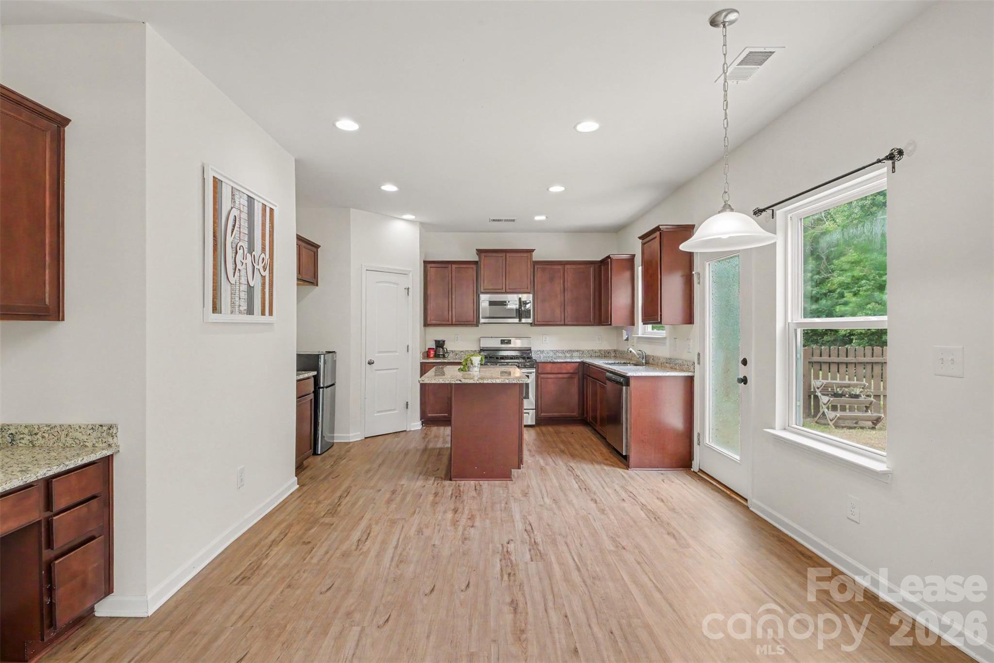 Single Family Residence at 369 Settlers Grove Lane, Salisbury, photo 9 of 27