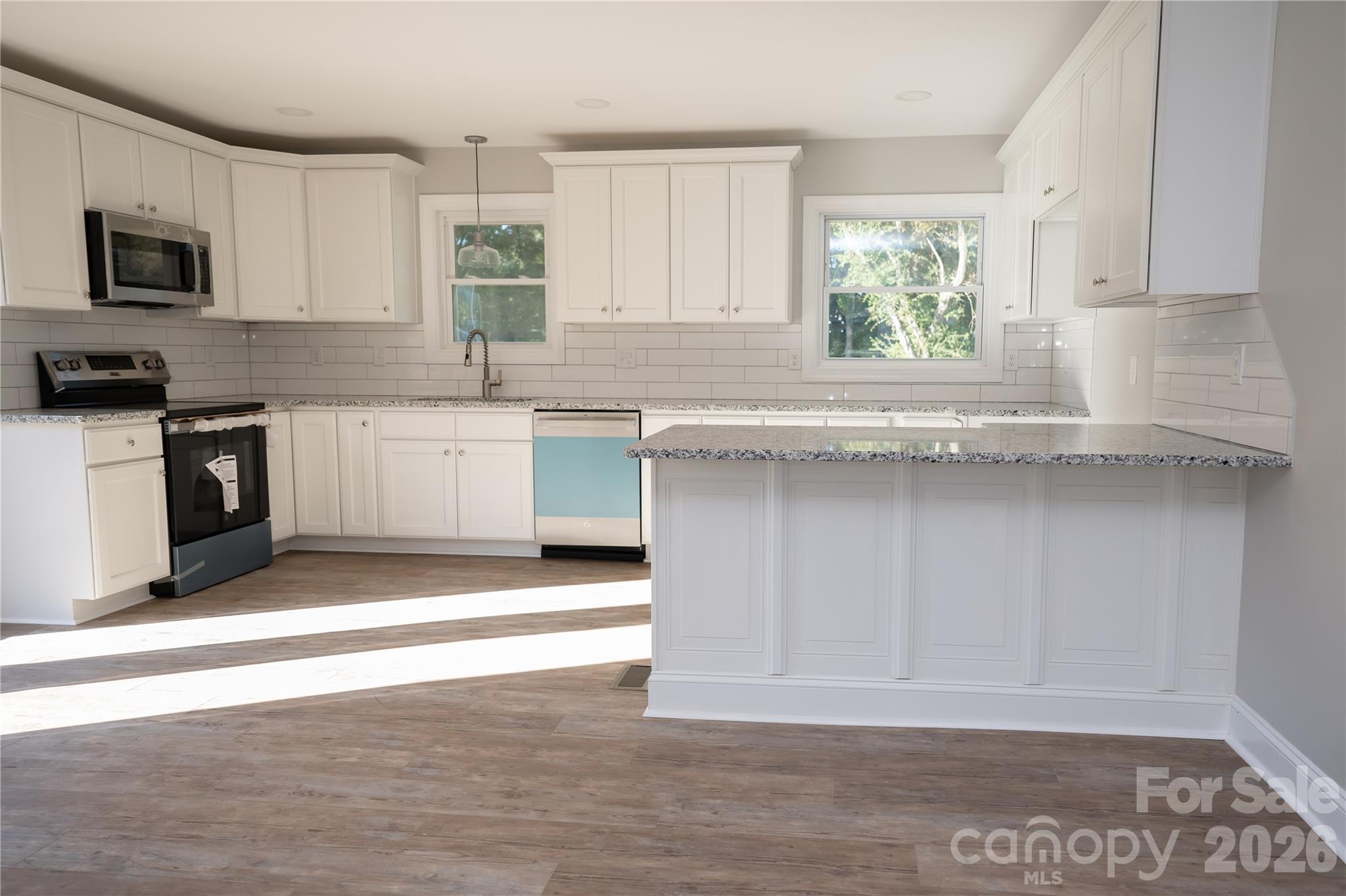 Single Family Residence at 1733 Rhyne Carter Road, Gastonia, photo 3 of 14