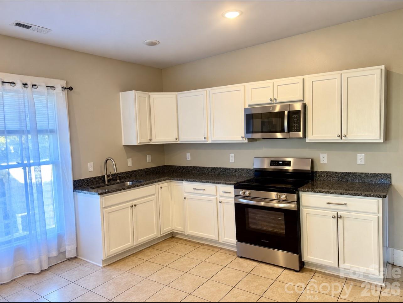 Upstairs kitchen - 334 Davie Avenue, Statesville
