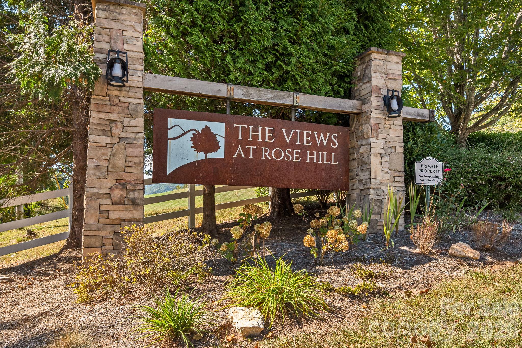 Entrance to community - 76 Rose Creek Road, Leicester
