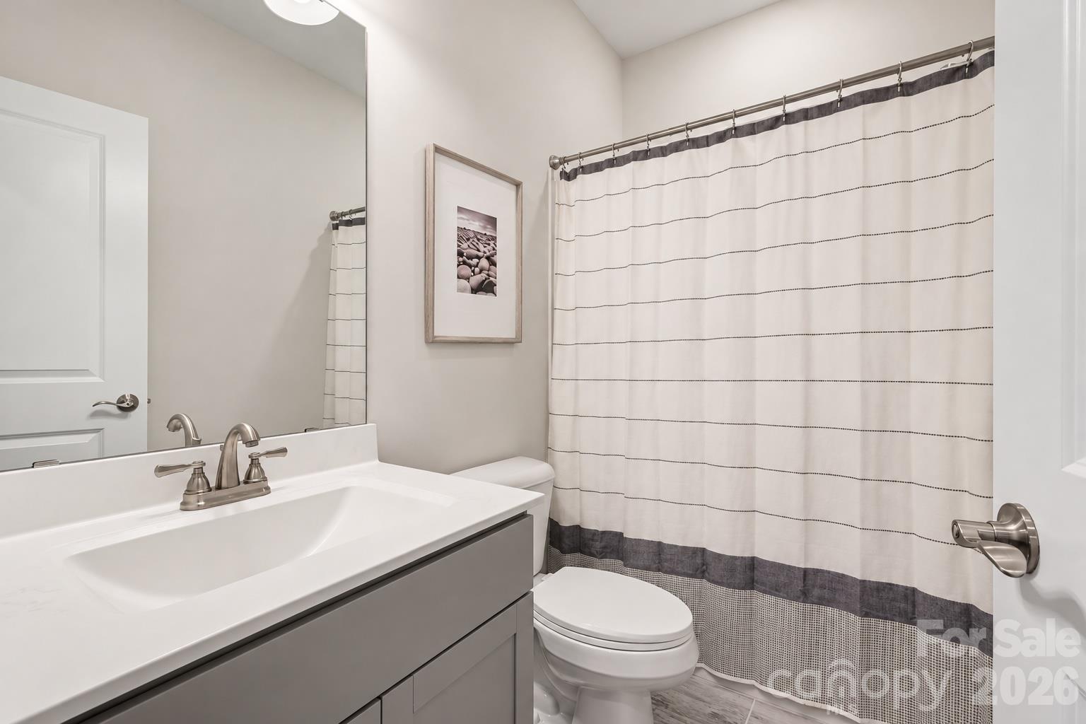 Full Bath - 14415 Holbrooks Road, Huntersville
