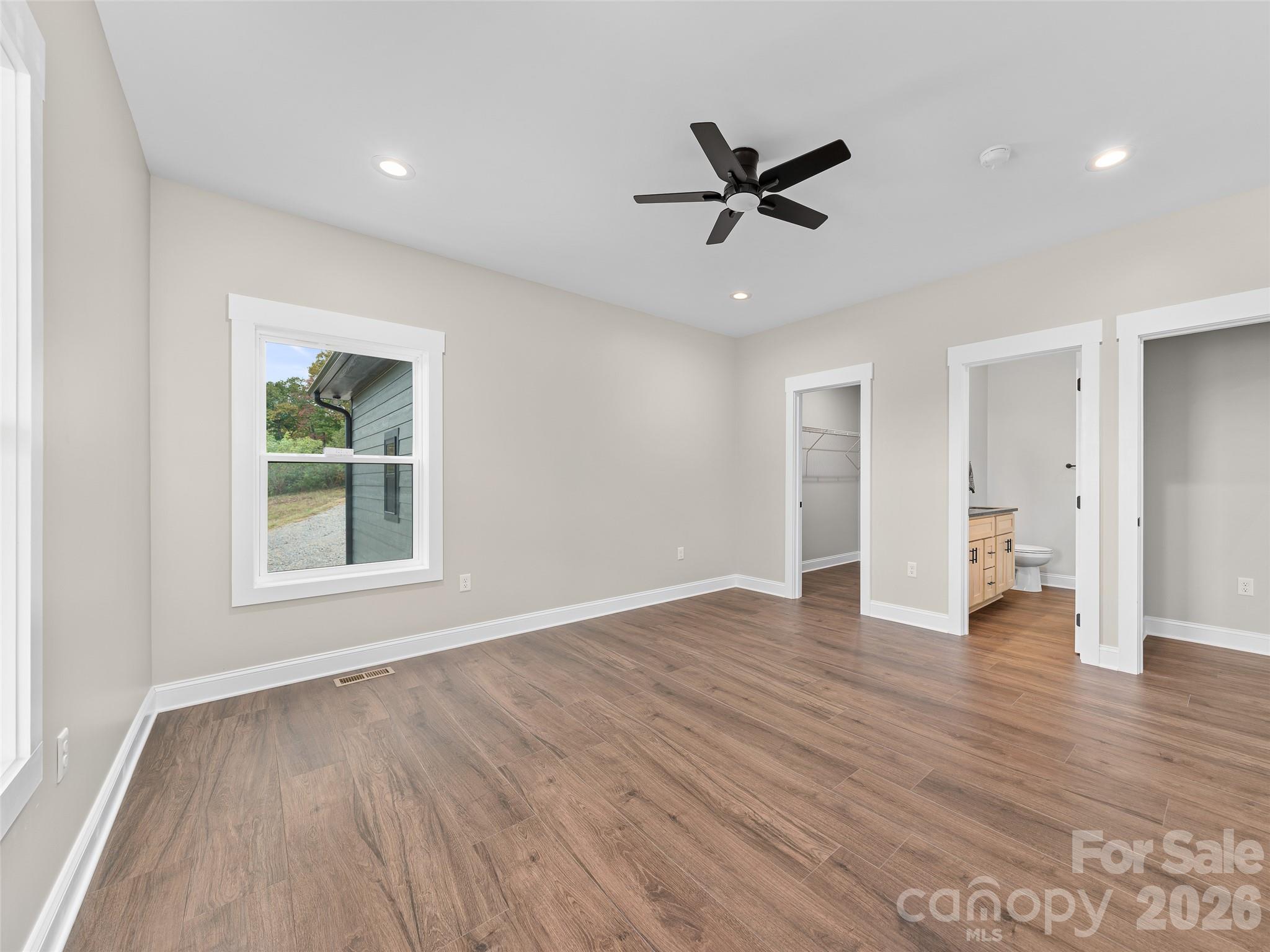 Single Family Residence at 110 Shangrila Trail, Spruce Pine, photo 19 of 45