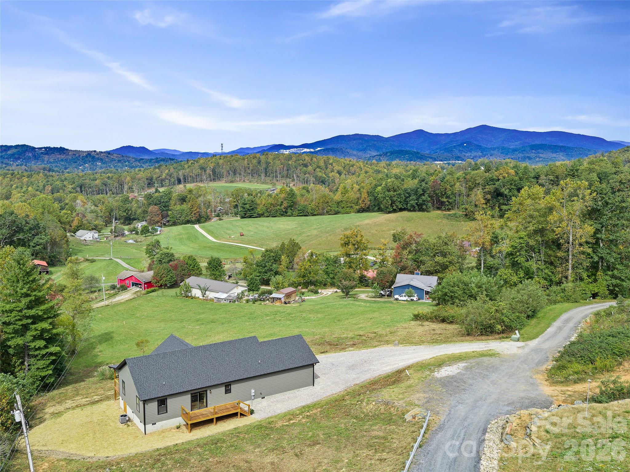 Single Family Residence at 110 Shangrila Trail, Spruce Pine, photo 37 of 45