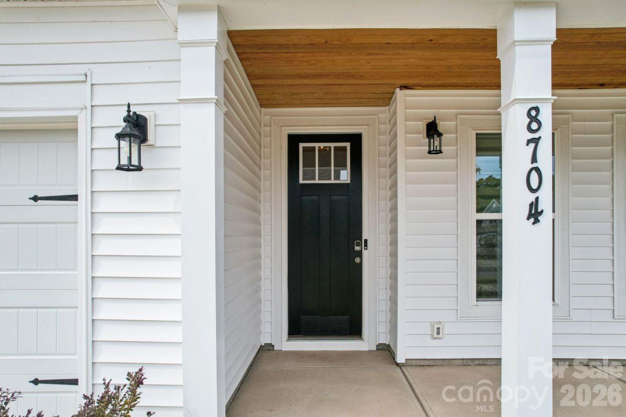 Entryway with covered front porch - 8704 Frank Grier Road, Charlotte