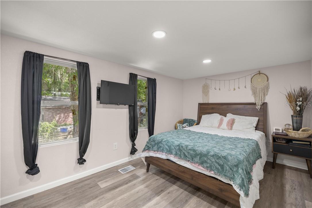 Residential at 1127 SW 140th AVE, OCALA FL 34481, photo 15 of 21