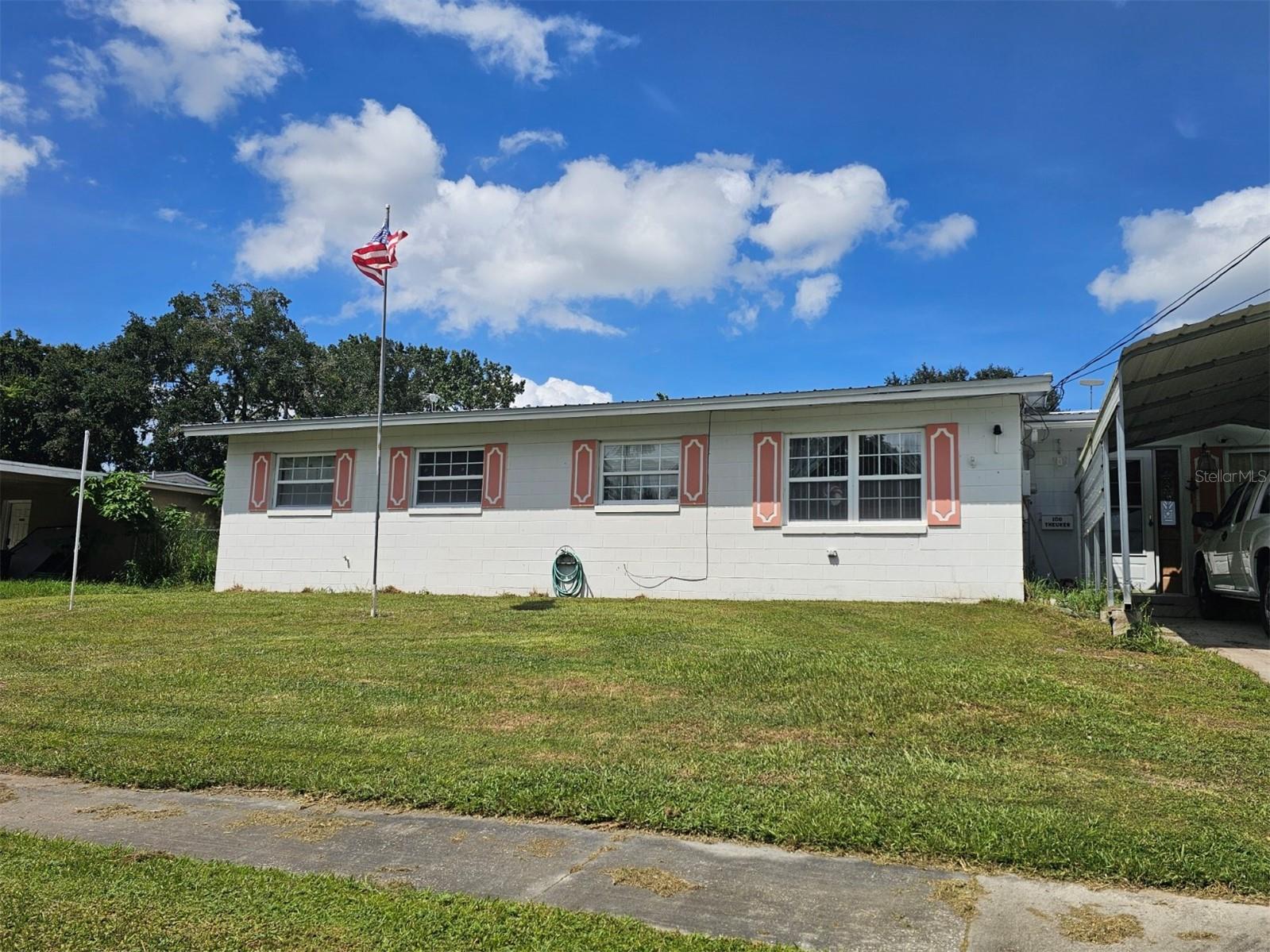 108 DOGWOOD ST