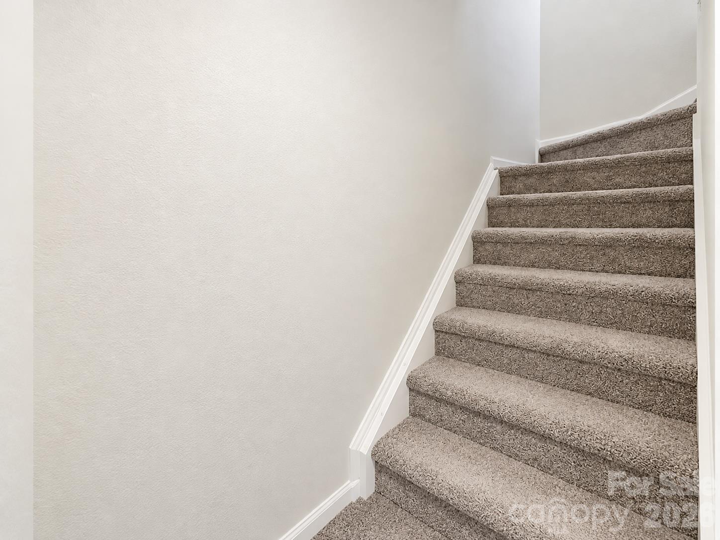 Townhouse at 1911 Flushing Court, Charlotte, photo 6 of 16
