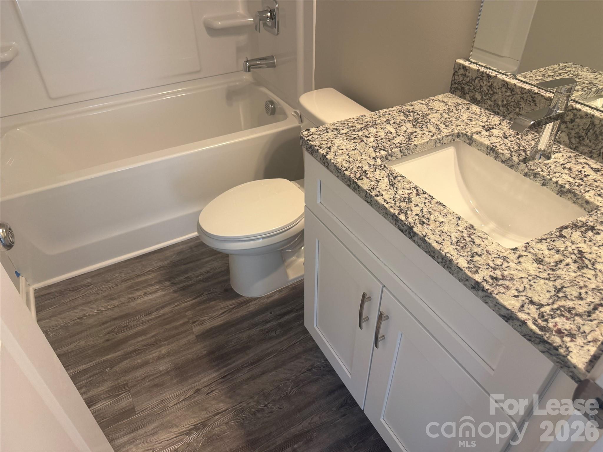 Single Family Residence at 208 Prosperity Place, Statesville, photo 8 of 9