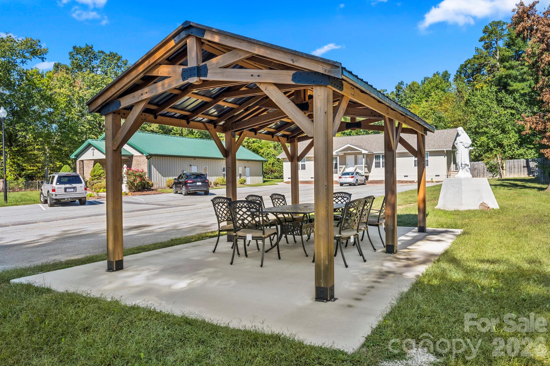 Outdoor Pavillion - 1589 Cane Creek Road, Fletcher