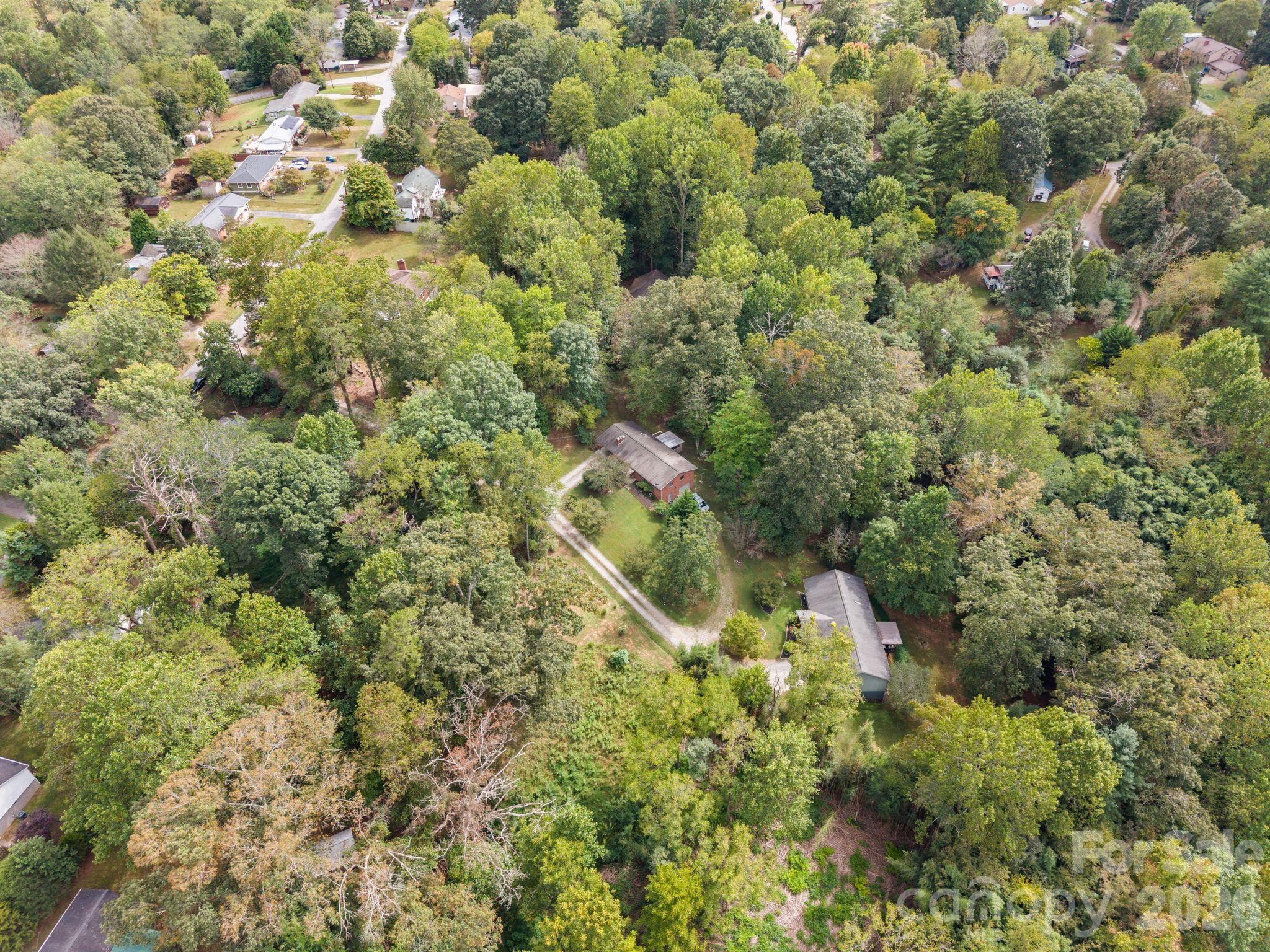 Single Family Residence at 33 & 34 Grandview Court, Asheville, photo 33 of 40