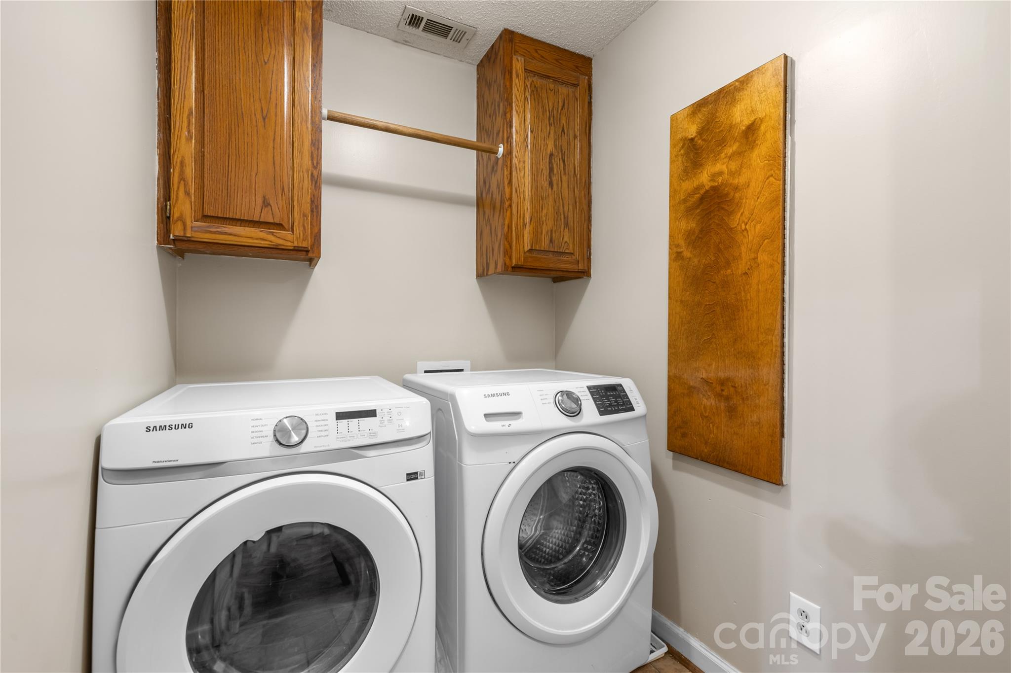 Laundry on Main w/ Fold Down Ironing Board! - 205 General Joseph Wheeler Street, Stanley