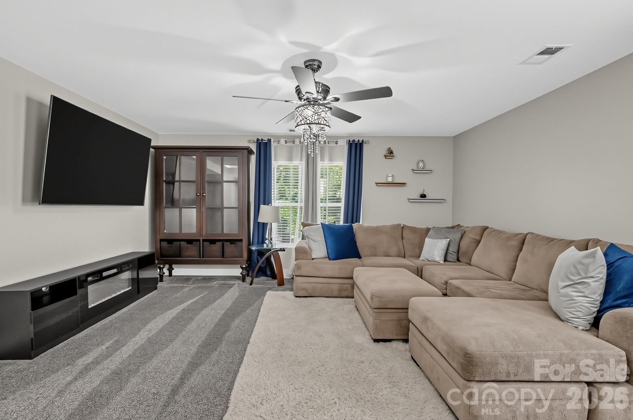Single Family Residence at 210 Lylic Woods Drive, Fort Mill, photo 3 of 22