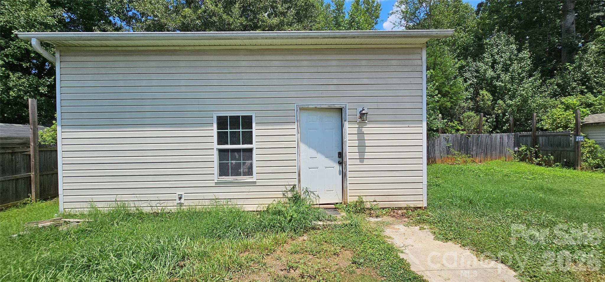 Detached 2-car garage - 2660 Stagbuck Drive, Gastonia