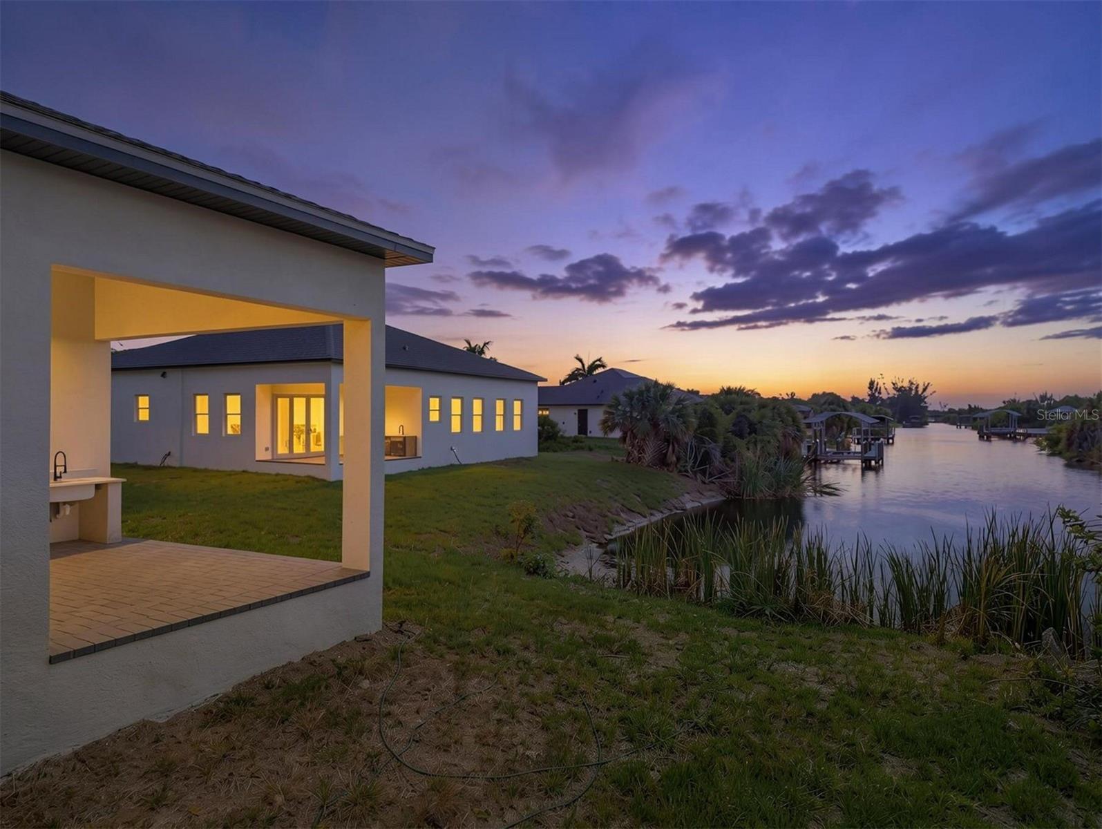 Single Family Residence at 10262 KINGSVILLE DR, PORT CHARLOTTE, photo 33 of 38