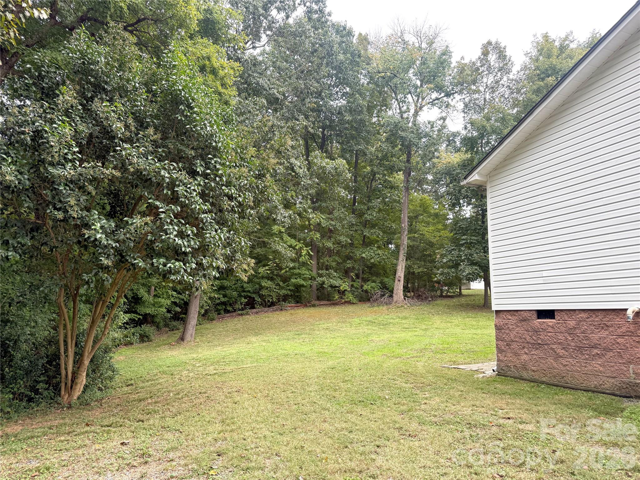 Single Family Residence at 409 Skyline Drive, Salisbury, photo 20 of 25