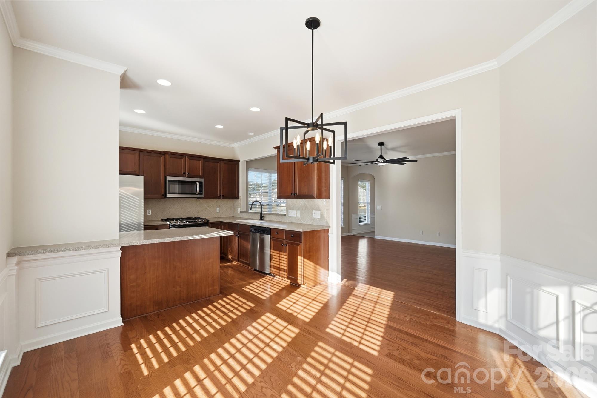 Bright, cheery Kitchen and Dining Area - 2047 Sweetleaf Drive, Indian Land