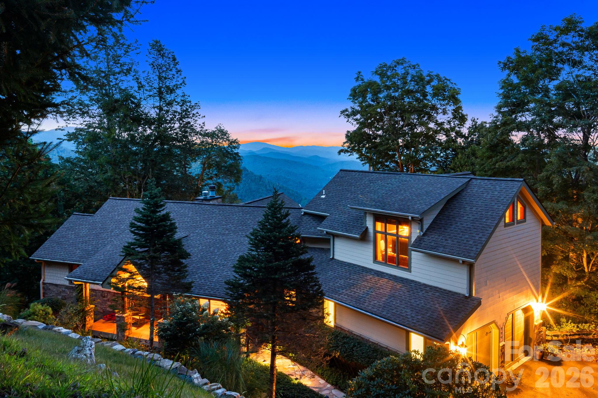 Single Family Residence at 179 Cherry Knob Drive, Mars Hill
