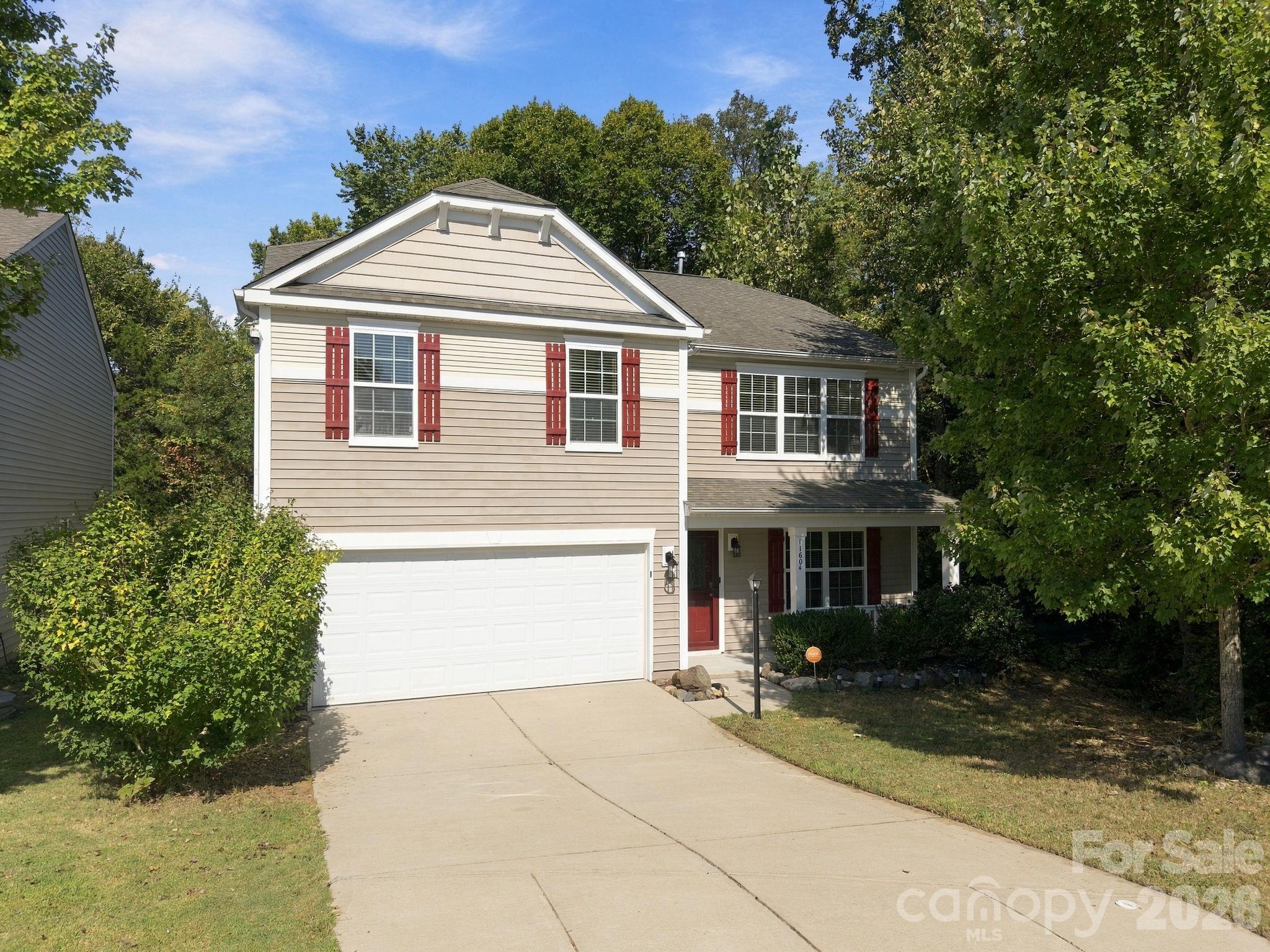 Single Family Residence at 11604 Ragan Elizabeth Court, Charlotte, photo 3 of 36