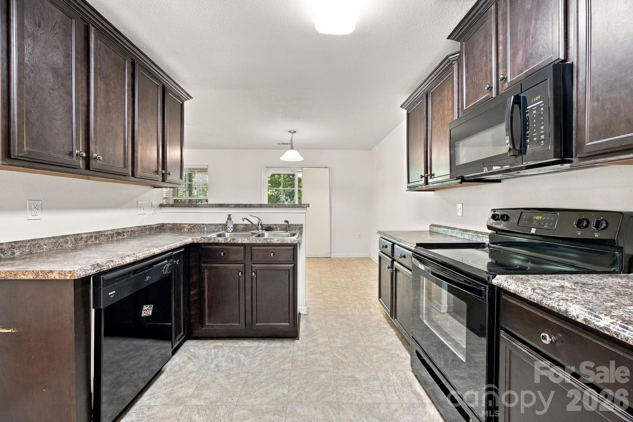 Single Family Residence at 11604 Ragan Elizabeth Court, Charlotte, photo 14 of 36
