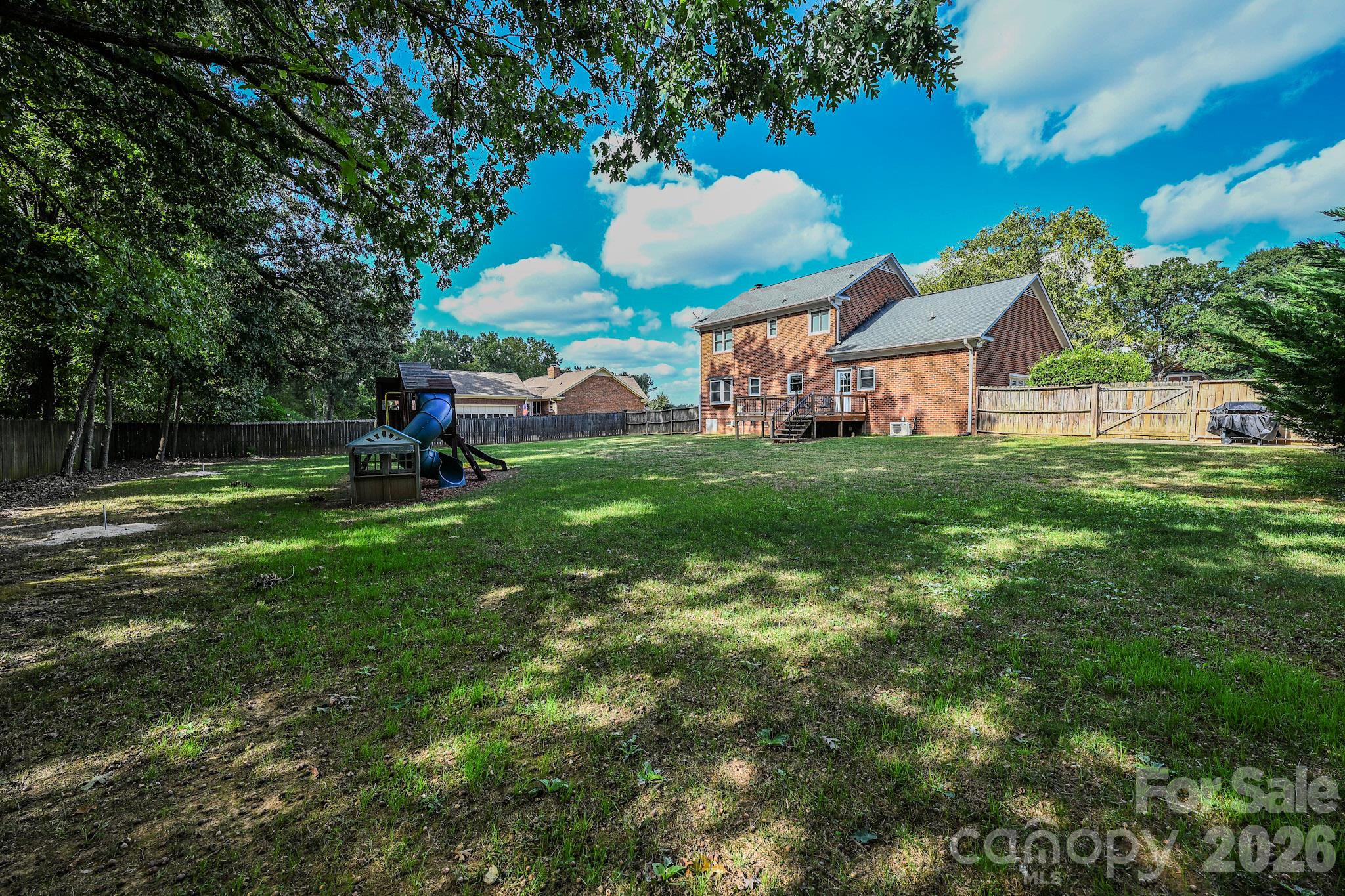 Single Family Residence at 120 Brightland Run, Monroe, photo 7 of 27