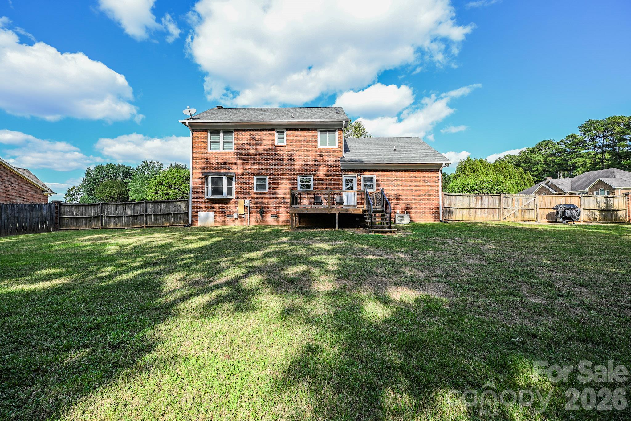 Single Family Residence at 120 Brightland Run, Monroe, photo 8 of 27