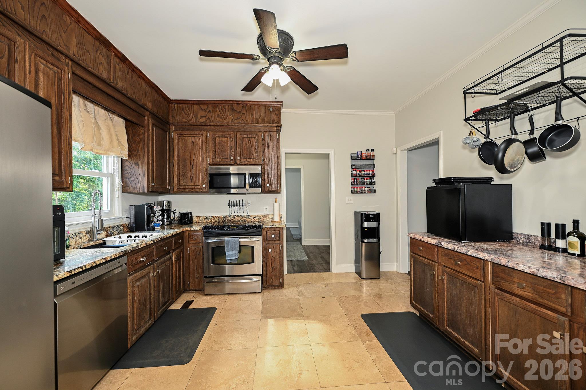 Single Family Residence at 120 Brightland Run, Monroe, photo 11 of 27