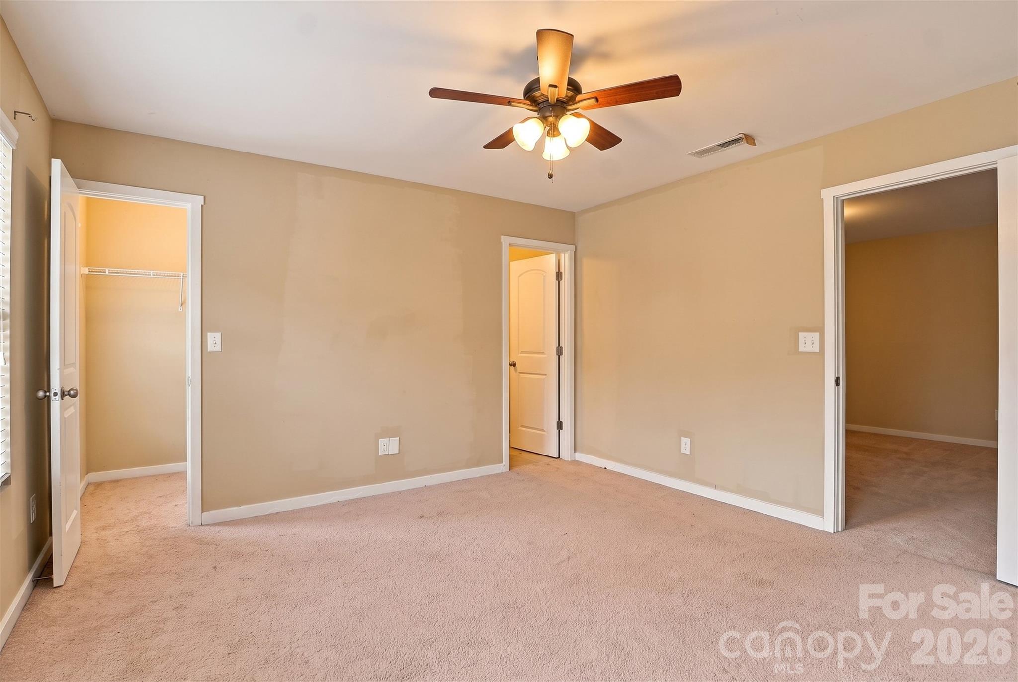 Townhouse at 433 Battery Circle, Clover, photo 23 of 32