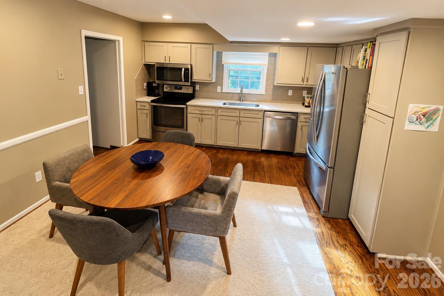 Single Family Residence at 1225 E Barden Road, Charlotte, photo 3 of 34