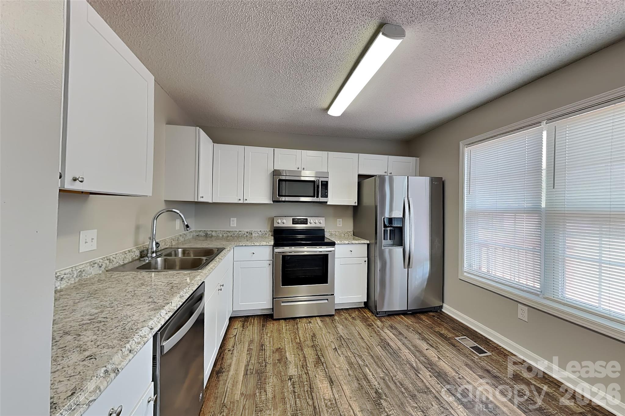Single Family Residence at 1010 Braxton Drive, Concord, photo 4 of 15