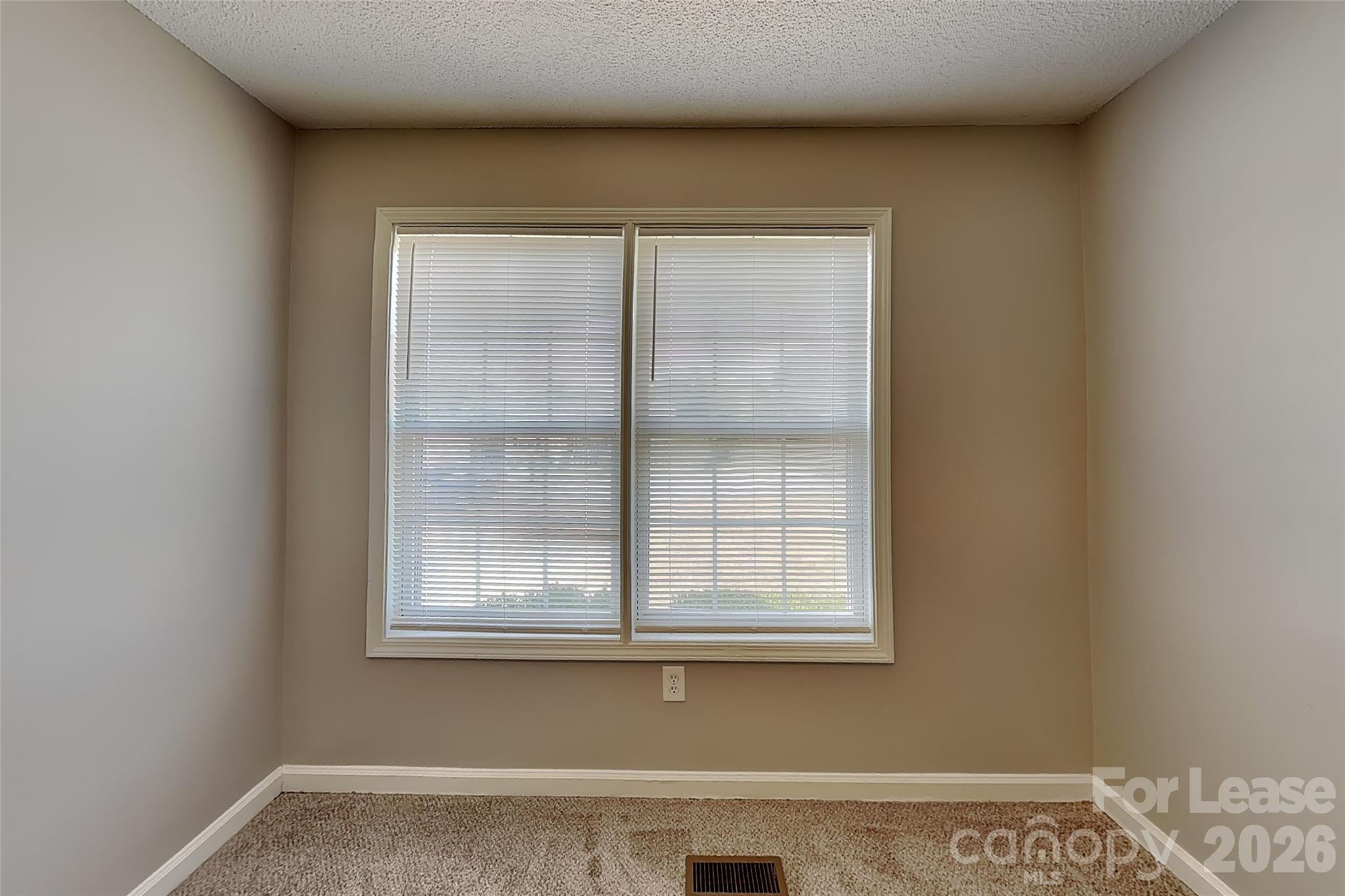 Single Family Residence at 1010 Braxton Drive, Concord, photo 11 of 15