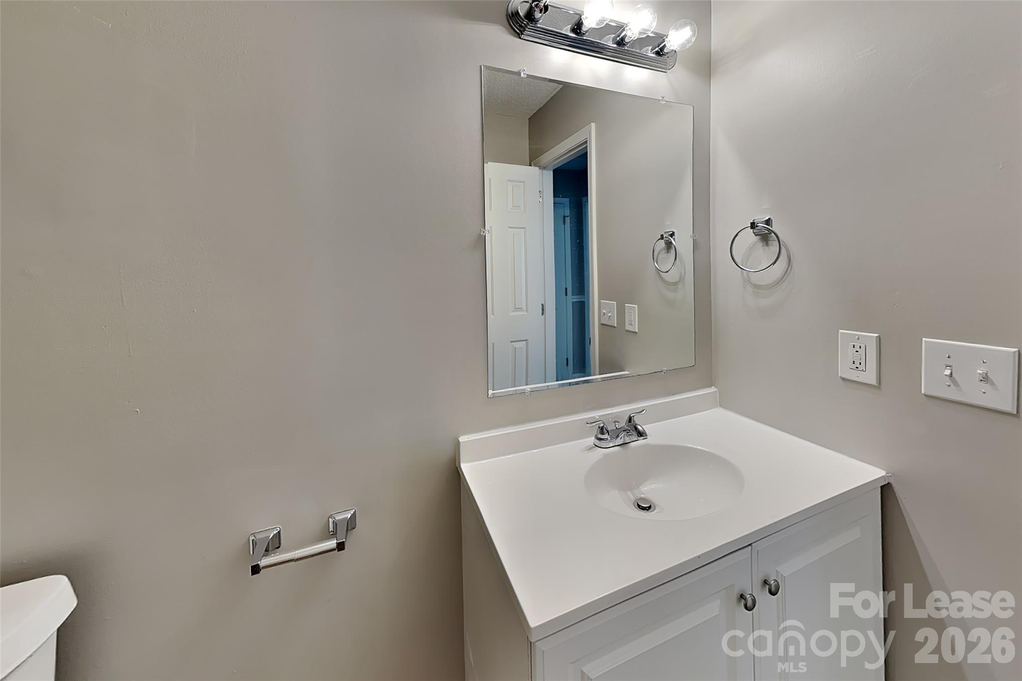 Single Family Residence at 1010 Braxton Drive, Concord, photo 13 of 15