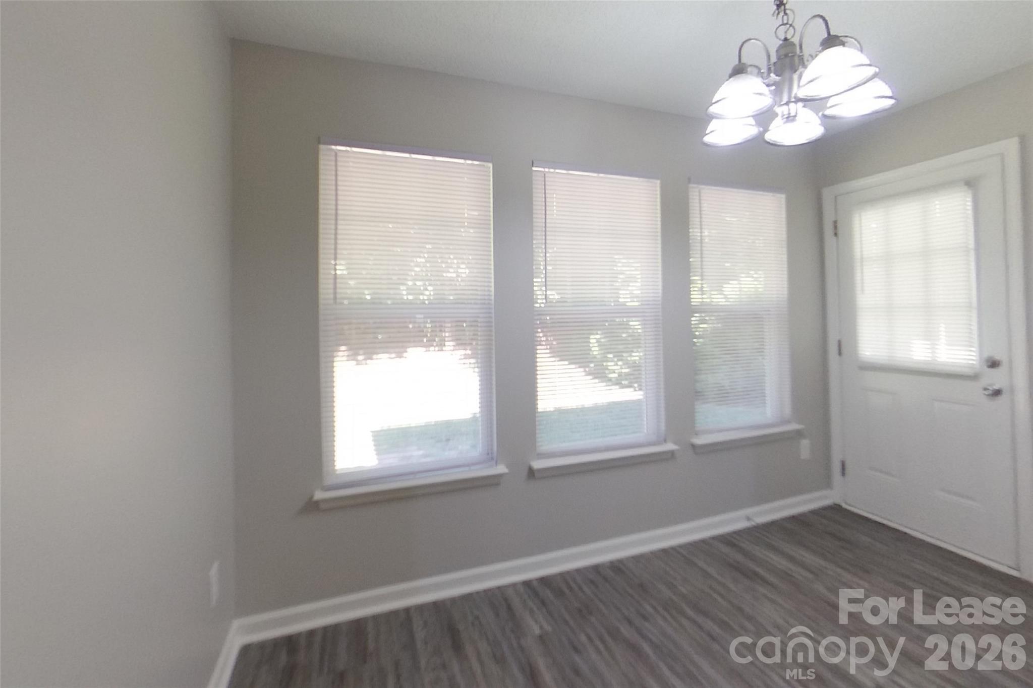 Single Family Residence at 234 Amir Circle, Matthews, photo 4 of 15