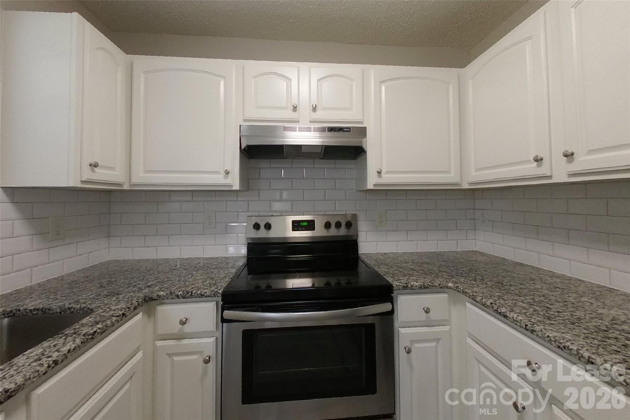 Single Family Residence at 234 Amir Circle, Matthews, photo 5 of 15