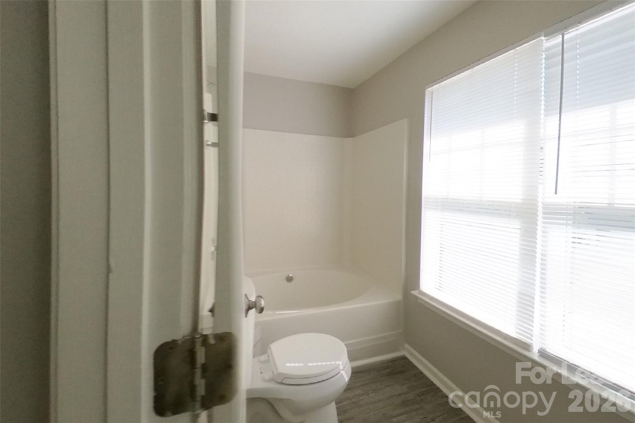 Single Family Residence at 234 Amir Circle, Matthews, photo 9 of 15